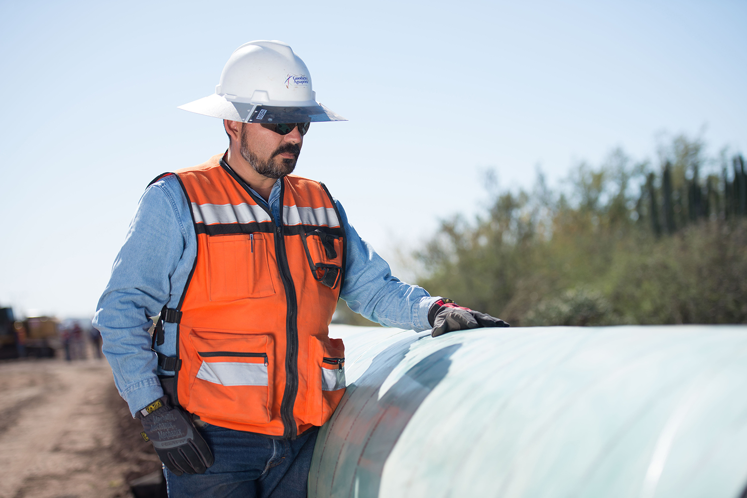 Construcciones + Edificaciones